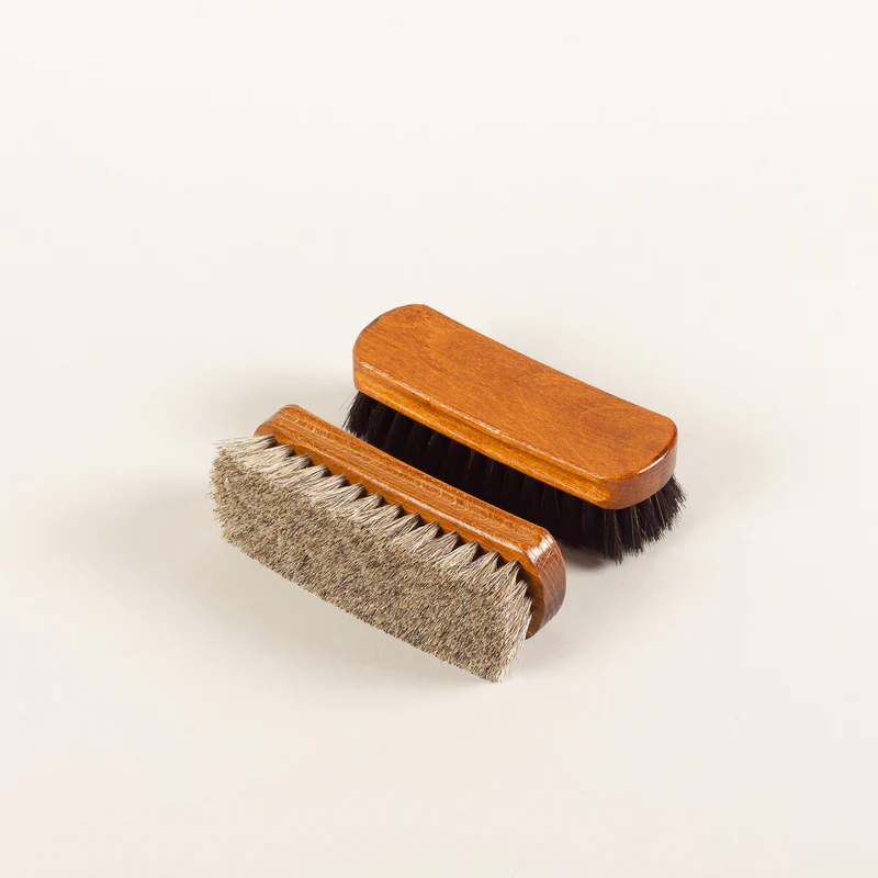 uitpoets_borstelset_vantwee_2 Shoe shine brush - Image 1